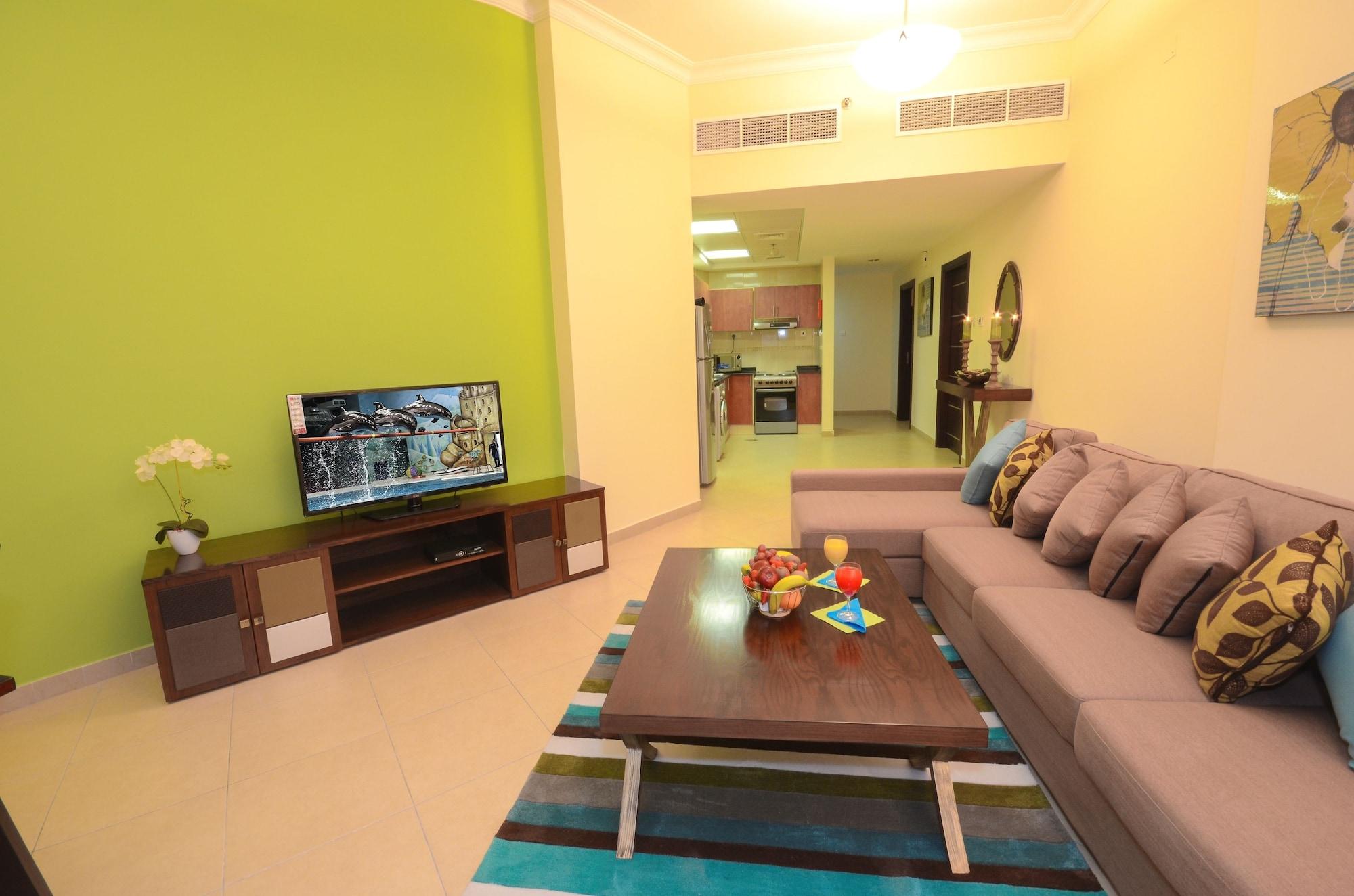 דובאי Al Waleed Palace Hotel Apartment Al Barsha מראה חיצוני תמונה