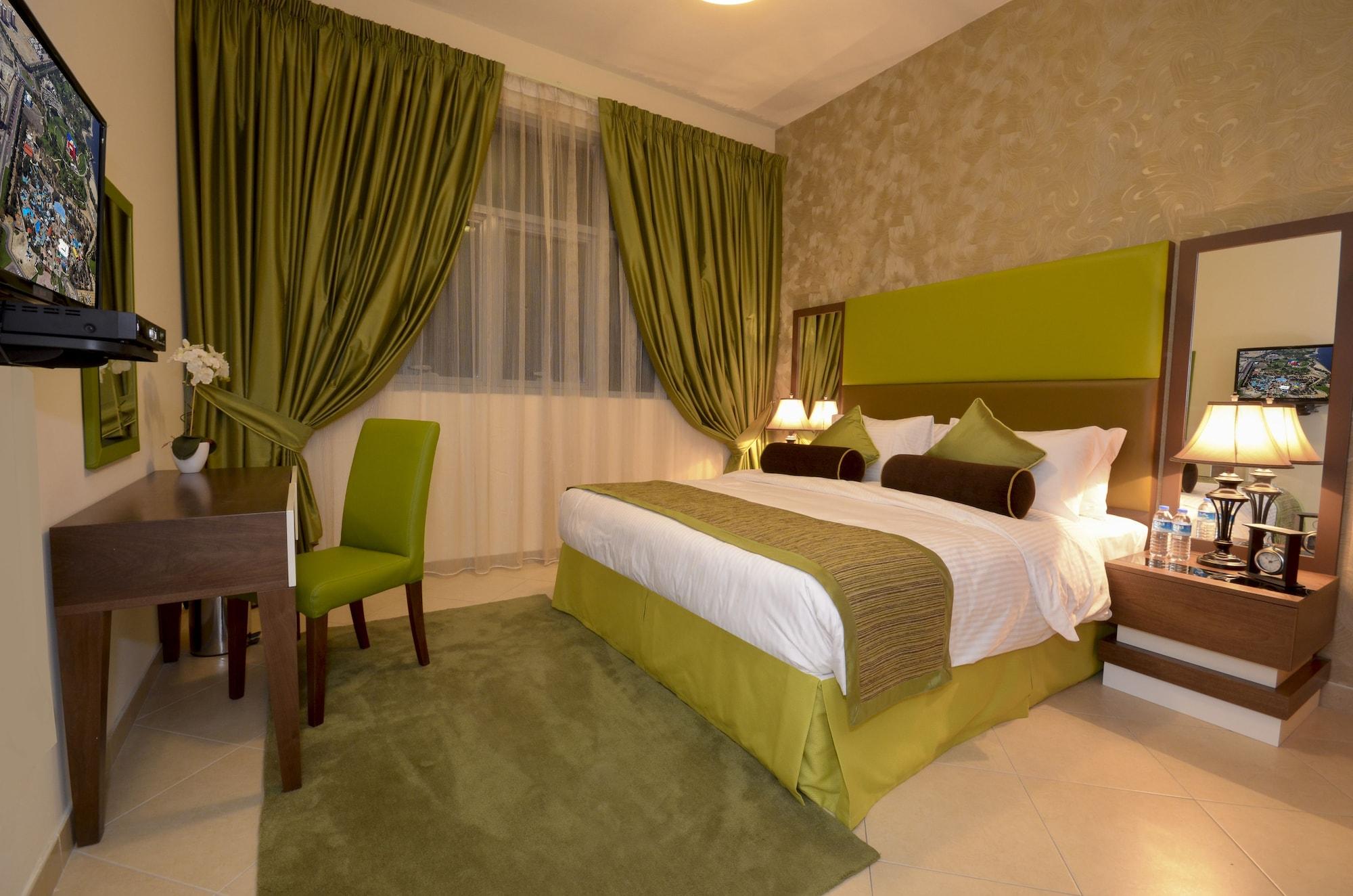 דובאי Al Waleed Palace Hotel Apartment Al Barsha מראה חיצוני תמונה